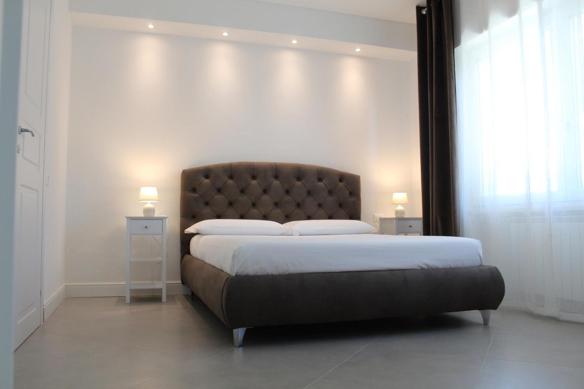 Villa Forte Salvi - Rooms Пескьера-дель-Гарда Экстерьер фото