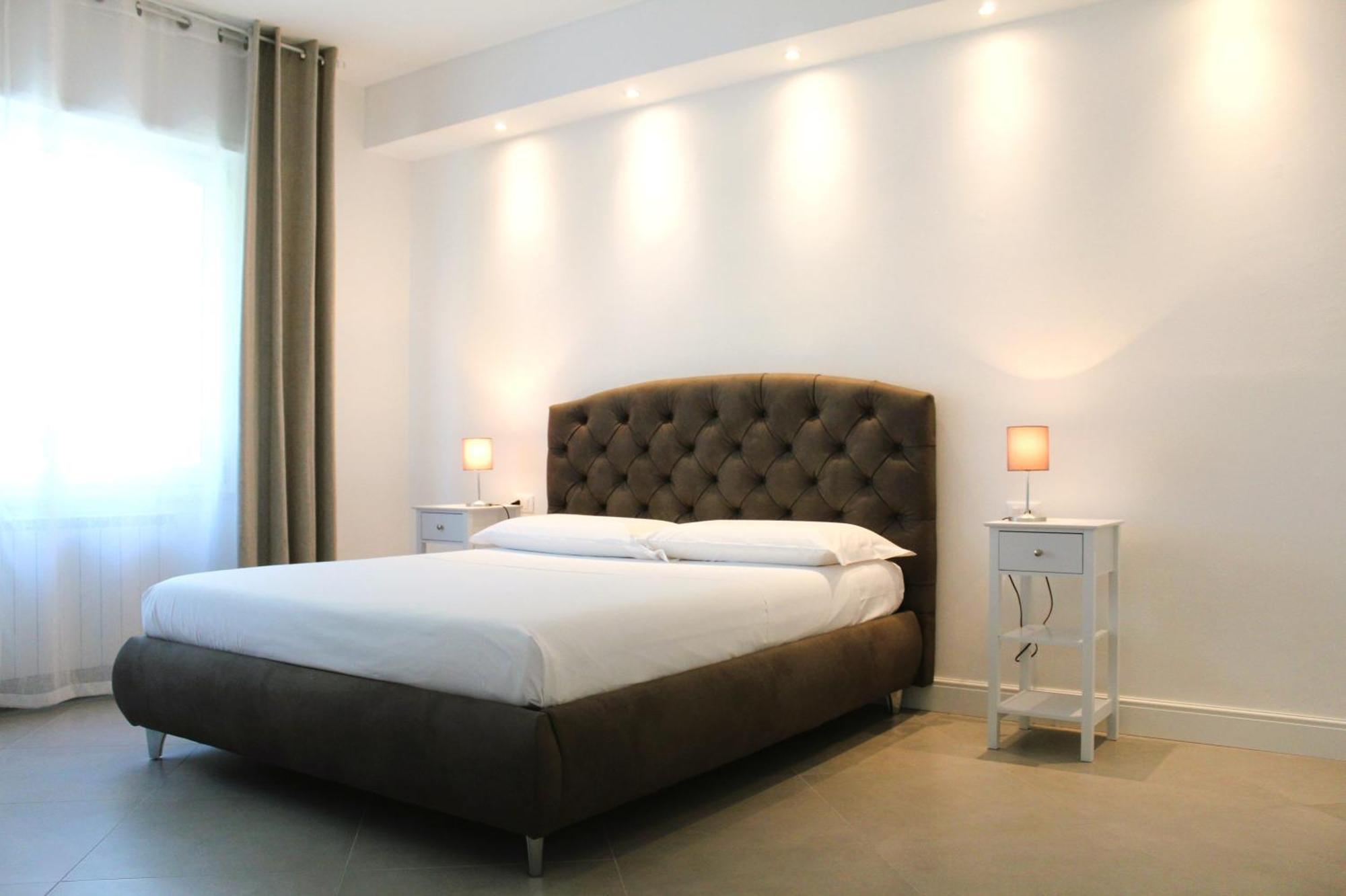 Villa Forte Salvi - Rooms Пескьера-дель-Гарда Экстерьер фото