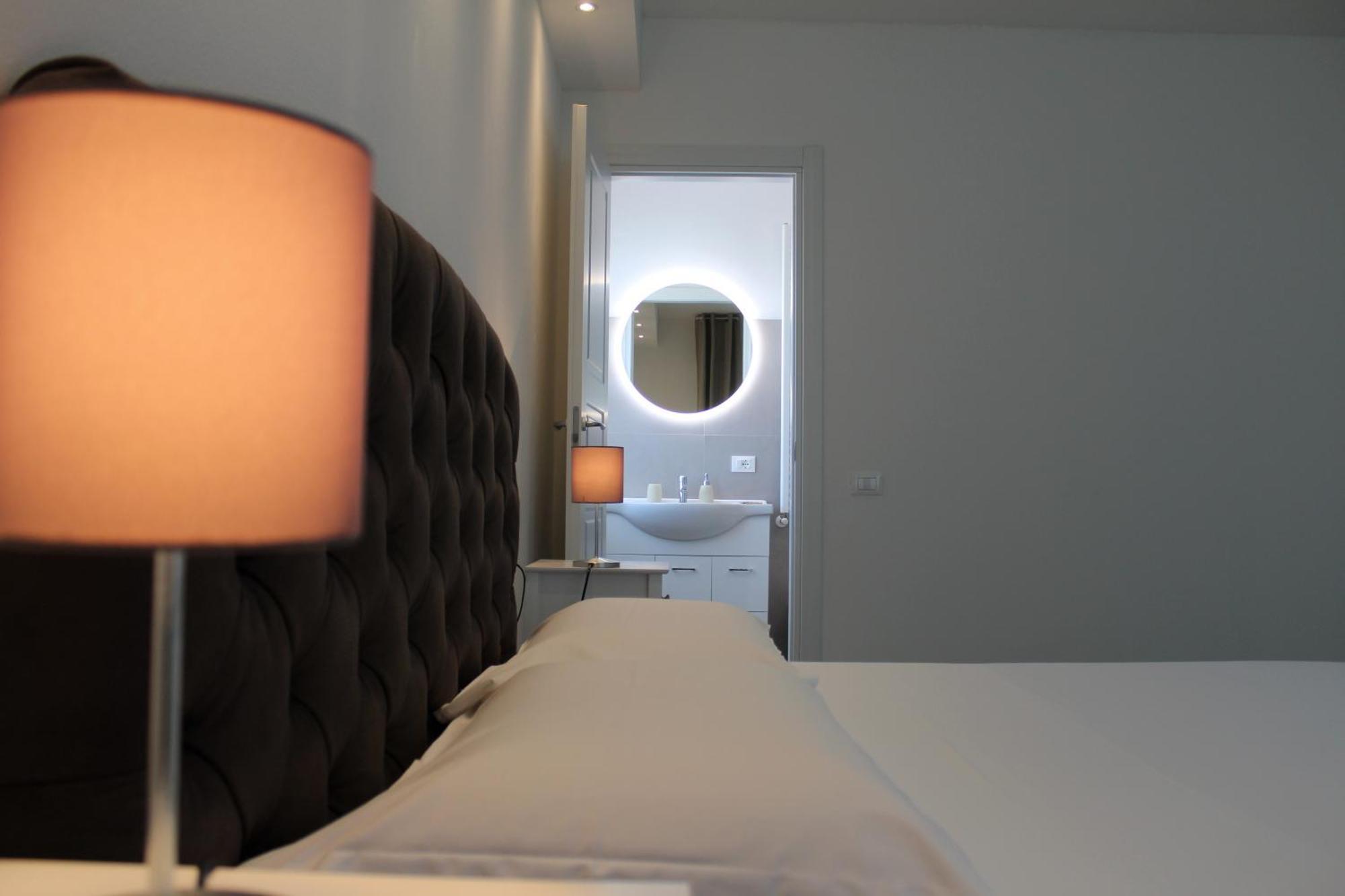 Villa Forte Salvi - Rooms Пескьера-дель-Гарда Экстерьер фото